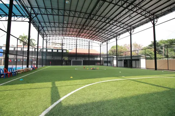 Australian International School Bangkok (AISB) — Sukhumvit 31 + Soi 20 — photo via Google Maps