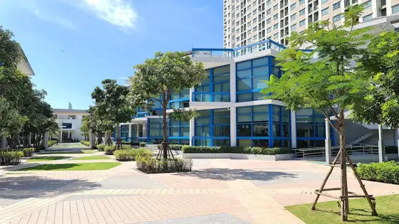 Shrewsbury City Campus — ภาพจาก Google Maps